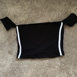 black crop top w stripes